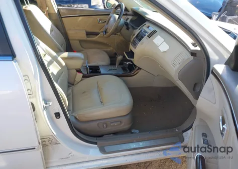 2009 Hyundai Azera Limited z USA, uszkodzony, nr VIN KMHFC46F09A374003